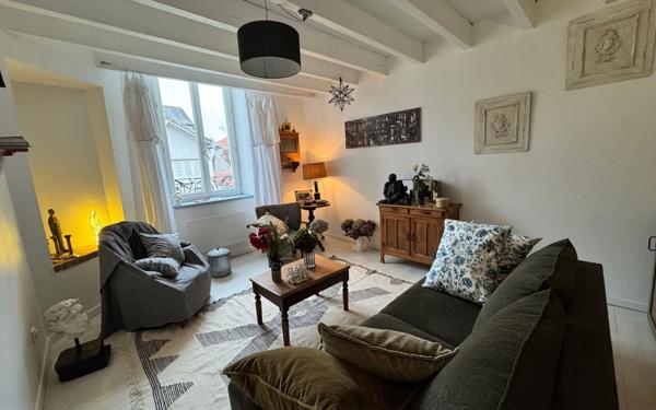 Appartement à vendre    3 pièces • 37,68 m2 Pau