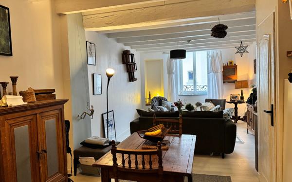 Appartement à vendre    3 pièces • 37,68 m2 Pau