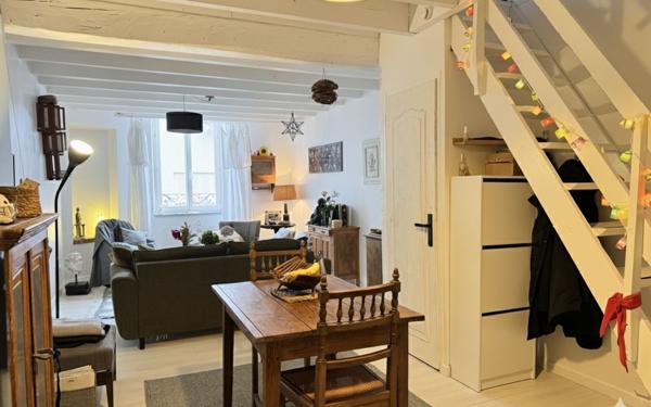 Appartement à vendre    3 pièces • 37,68 m2 Pau