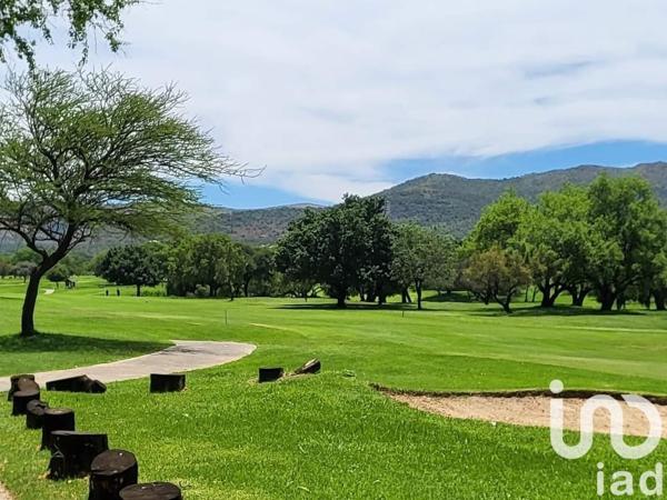 Appartement 4 pièces de 94 m² à Grimaud (83310)