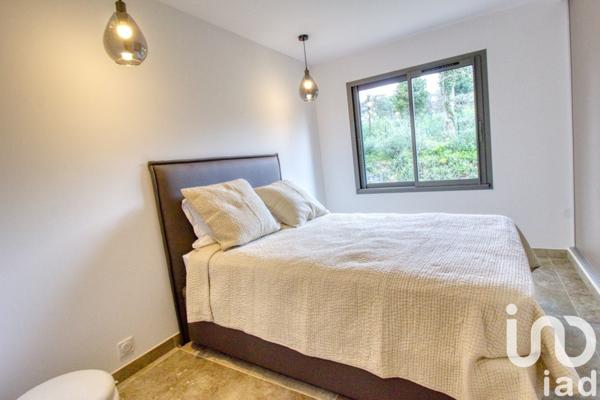 Appartement 4 pièces de 94 m² à Grimaud (83310)