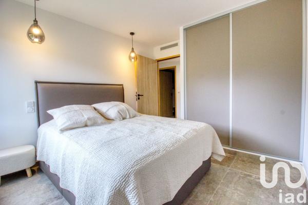 Appartement 4 pièces de 94 m² à Grimaud (83310)
