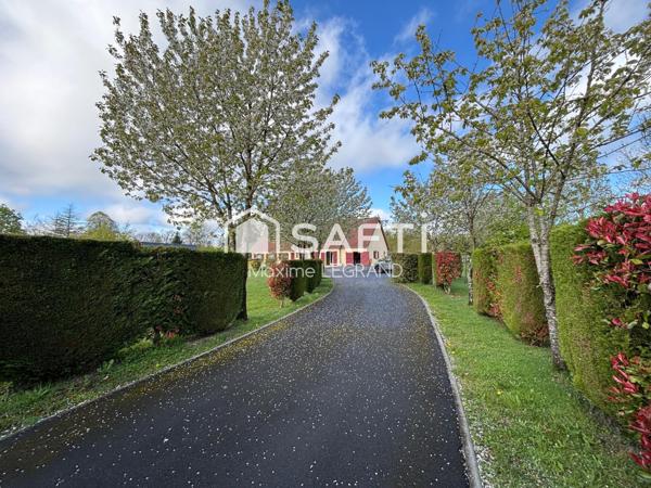 BELLE MAISON DE PLAIN-PIED SUR TERRAIN DE 14686 M2