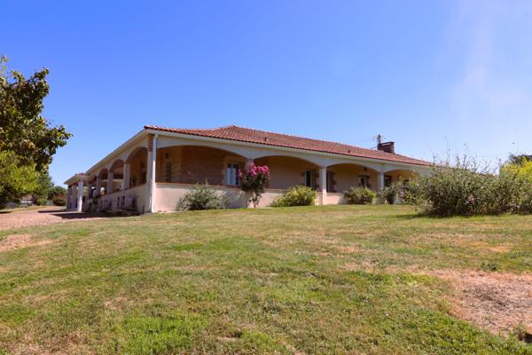 Magnifique propriété à 12 km de Montauban ideal projet professionnel et saisonnier - L'honor-De-Cos (82130)