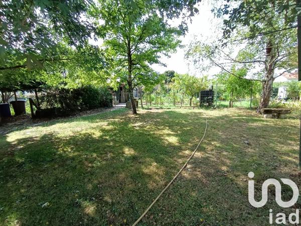 Maison 6 pièces de 128 m² à Villeneuve-de-Marsan (40190)