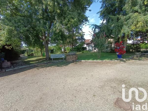 Maison 6 pièces de 128 m² à Villeneuve-de-Marsan (40190)