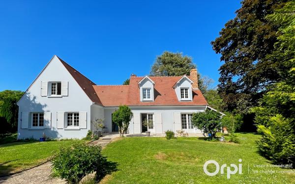 Maison à vendre    6 pièces • 219,11 m2 Magny-en-Vexin