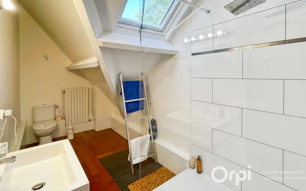 Maison à vendre    6 pièces • 219,11 m2 Magny-en-Vexin