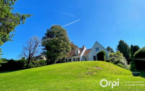 Maison à vendre    6 pièces • 219,11 m2 Magny-en-Vexin