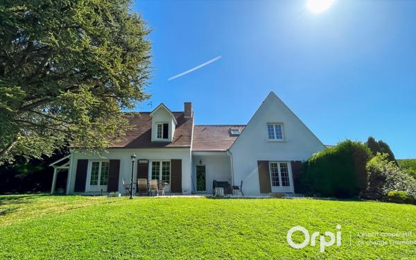 Maison à vendre    6 pièces • 219,11 m2 Magny-en-Vexin