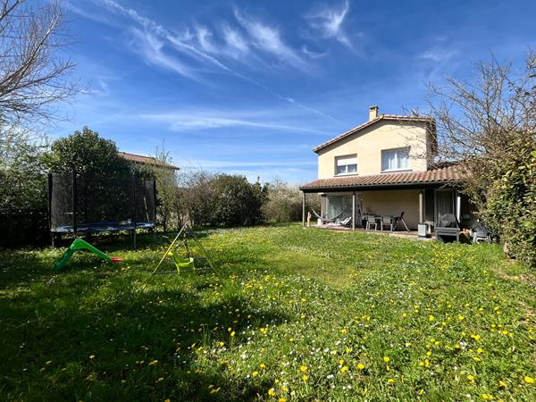 CASTELGINEST / Vente Maison 5 Pièces 111 m²