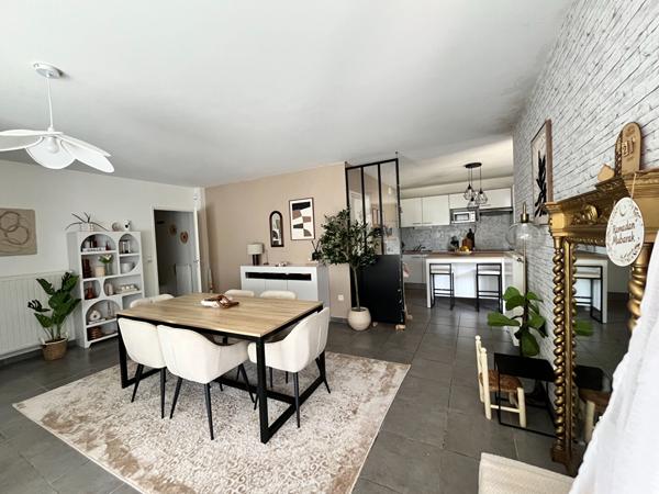 CASTELGINEST / Vente Maison 5 Pièces 111 m²