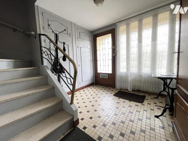 MAISON GARAGE - SAINT PIERRE DES CORPS 