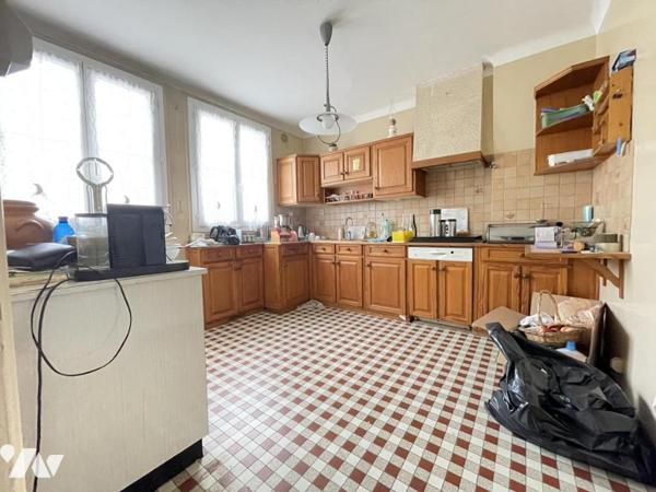 MAISON GARAGE - SAINT PIERRE DES CORPS 