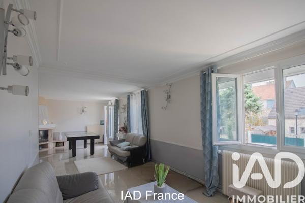 Maison à vendre 6 pièces 185 m² Trappes