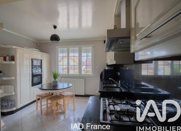 Maison à vendre 6 pièces 185 m² Trappes