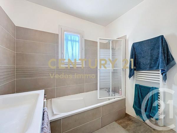 Maison à vendre  5 pièces - 106 m2 ST JEAN DE VEDAS - 34