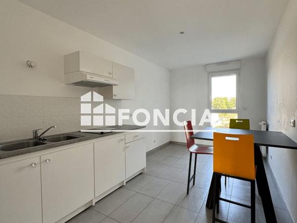 Location Appartement 4 pièces 100 m² - RESID LES HAUTS DU PARC Le Mans 72000