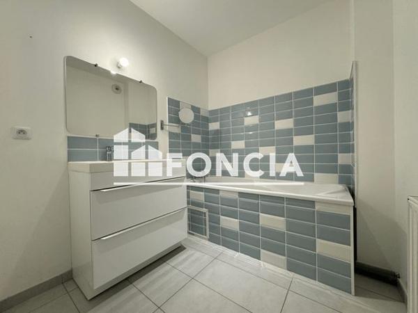 Location Appartement 4 pièces 100 m² - RESID LES HAUTS DU PARC Le Mans 72000