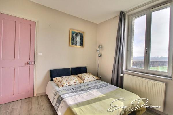 IDEAL CHEVAUX - Propriété comprenant maison, gîte et dépendances sur 9900m²