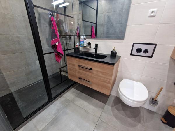 Maison indépendante à vendre 5 pièces NEUFCHATEAU (88) avec GARAGE, TERRASSE et TERRAIN