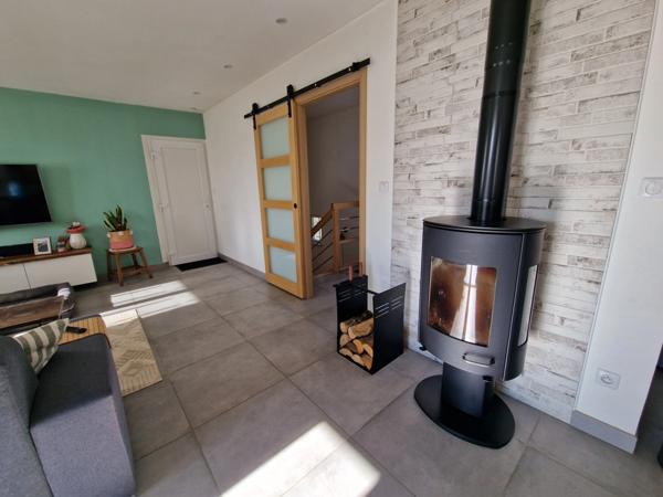 Maison indépendante à vendre 5 pièces NEUFCHATEAU (88) avec GARAGE, TERRASSE et TERRAIN