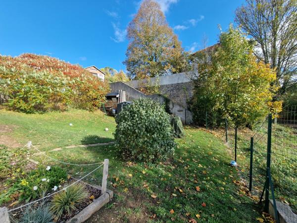 Maison indépendante à vendre 5 pièces NEUFCHATEAU (88) avec GARAGE, TERRASSE et TERRAIN