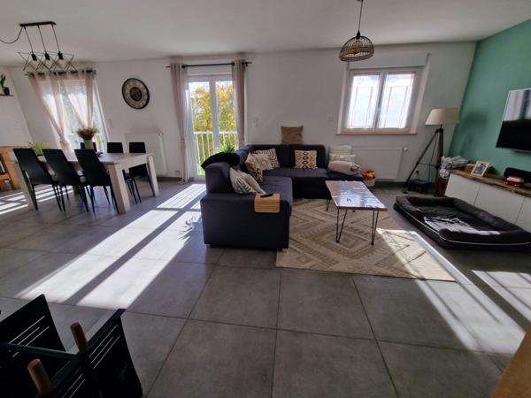 Maison indépendante à vendre 5 pièces NEUFCHATEAU (88) avec GARAGE, TERRASSE et TERRAIN