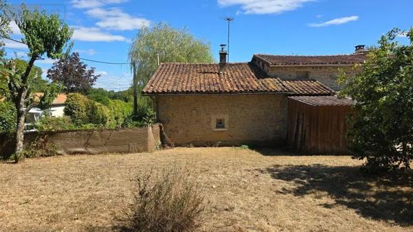 Achat - Maison Beaussais-Vitré 79370 6 pièces 180 m 2 2570 m 2