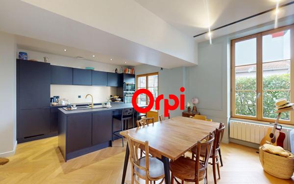 Maison à vendre    3 pièces • 66 m2 Vaulx-en-Velin