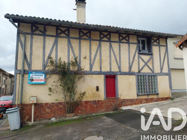 Maison à vendre 4 pièces 165,5 m² Saint-Victurnien