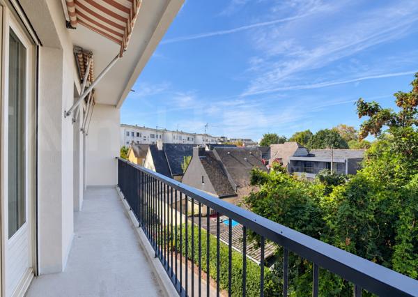 Rue de Châteaugiron - Grand T5 lumineux, 2 balcons, parking, cave, gare à 10 minutes