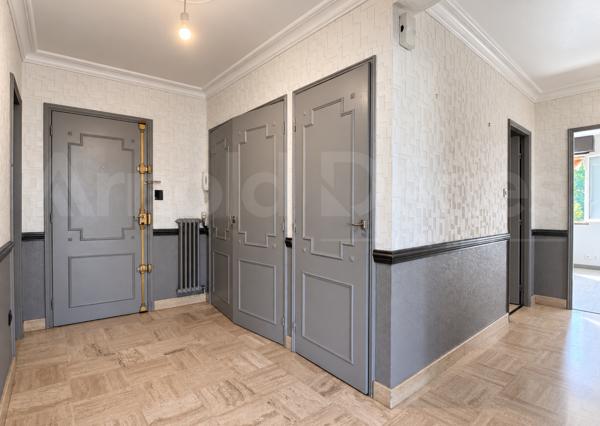 Rue de Châteaugiron - Grand T5 lumineux, 2 balcons, parking, cave, gare à 10 minutes