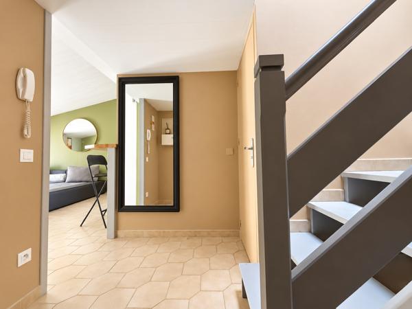 Appartement
         3 pièces
        - 60 m² Exclusivité 210 000 € *