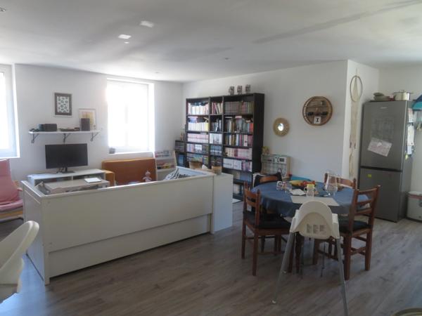 APPARTEMENT de 87 m2 entièrement rénové à VENDRE à DIGNE LES BAINS (04000)