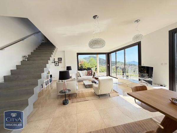 Maison à vendre 4 pièces 140m²