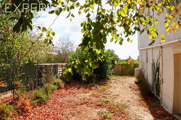 EXCLUSIVITÉ – Pertuichaud-Plaisance – Maison rénovée avec garage et annexes.