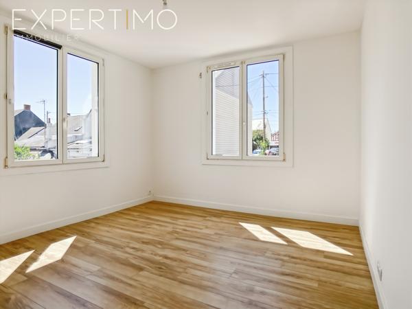 EXCLUSIVITÉ – Pertuichaud-Plaisance – Maison rénovée avec garage et annexes.