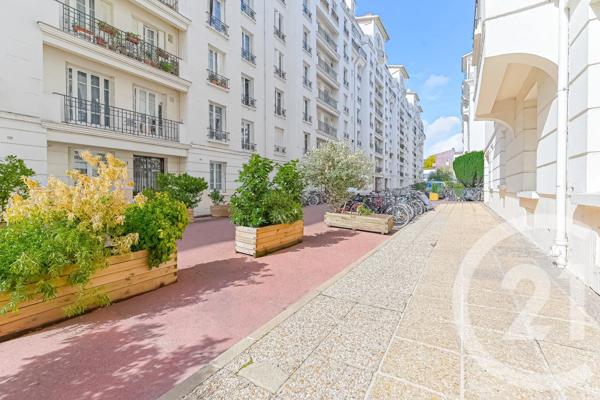 Appartement F3 à vendre  4 pièces - 69,13 m 2   PARIS  - 75013