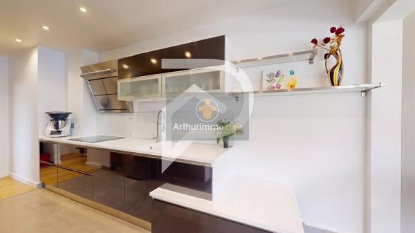 Vente                                                      Appartement
                        
                     4 pièces                      114 m2                     à Le Chesnay-Rocquencourt