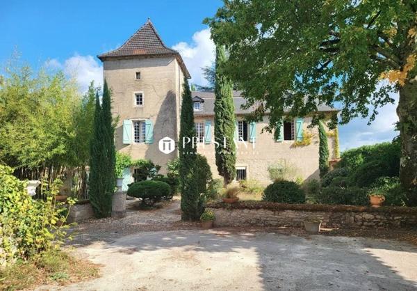 Vivez le charme d’un manoir du XVIe siècle : 350 m² d’élégance nichés dans un parc arboré avec piscine et maison d’amis, CAHORS