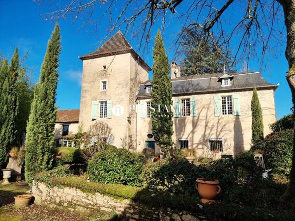 Vivez le charme d’un manoir du XVIe siècle : 350 m² d’élégance nichés dans un parc arboré avec piscine et maison d’amis, CAHORS