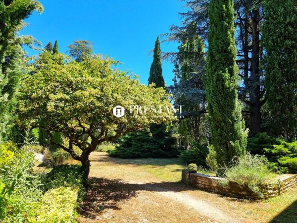 Vivez le charme d’un manoir du XVIe siècle : 350 m² d’élégance nichés dans un parc arboré avec piscine et maison d’amis, CAHORS