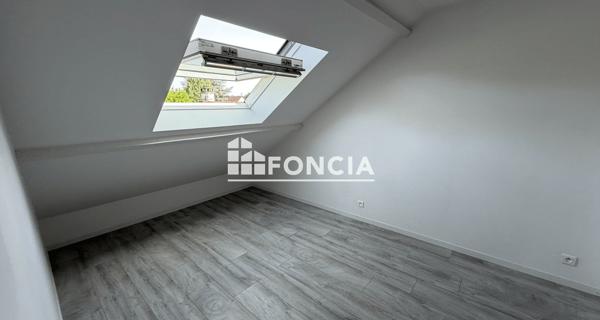 Location Maison 5 pièces 134.97 m² - ÉLancourt 78990