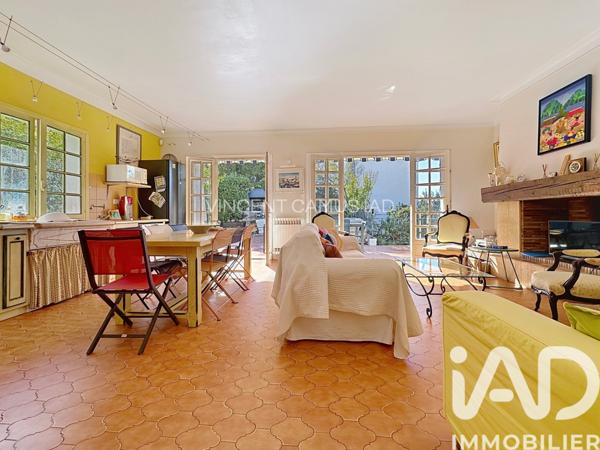 Maison à vendre 8 pièces 259 m² Sanary-sur-Mer