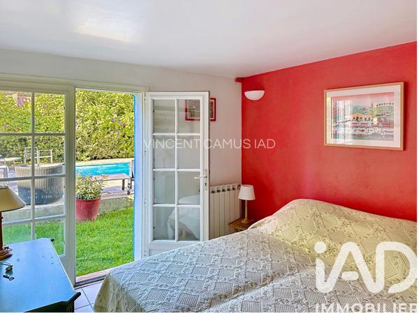 Maison à vendre 8 pièces 259 m² Sanary-sur-Mer