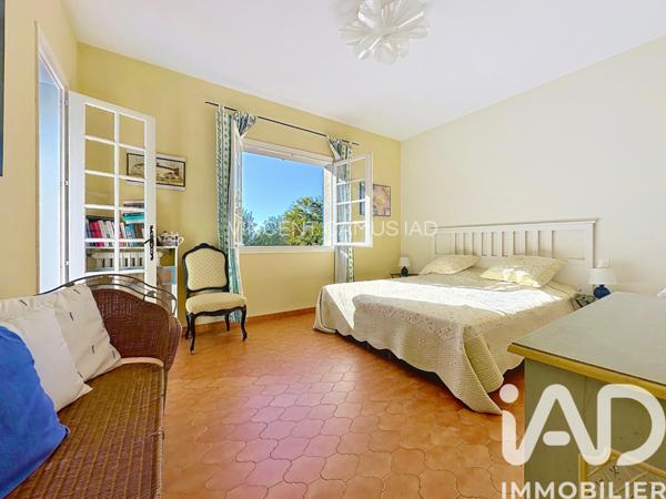 Maison à vendre 8 pièces 259 m² Sanary-sur-Mer