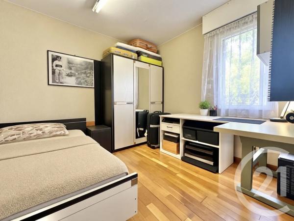 Appartement F4 à vendre  4 pièces - 79,21 m 2   SEVRAN  - 93