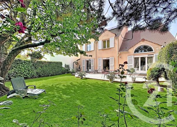 Maison à vendre  9 pièces - 218,14 m 2   THIAIS  - 94