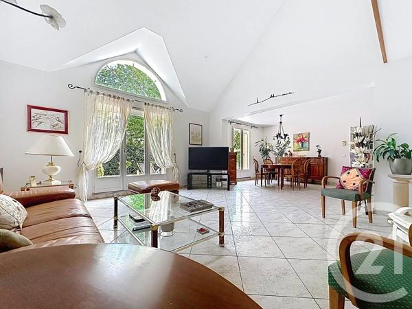 Maison à vendre  9 pièces - 218,14 m 2   THIAIS  - 94